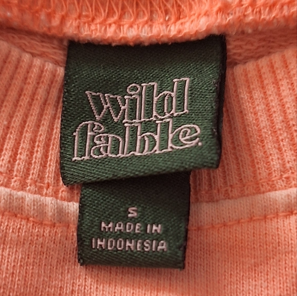 WILD FABLE long sleeve Top - Picture 12 of 12